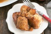 Easy Crockpot Apple Cinnamon Monkey Bread