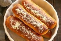 Easy Homemade Breadsticks