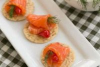 Dill Cured Salmon with Mustard Dill Sauce