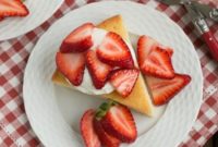 Golden Brown Butter Almond Cakes