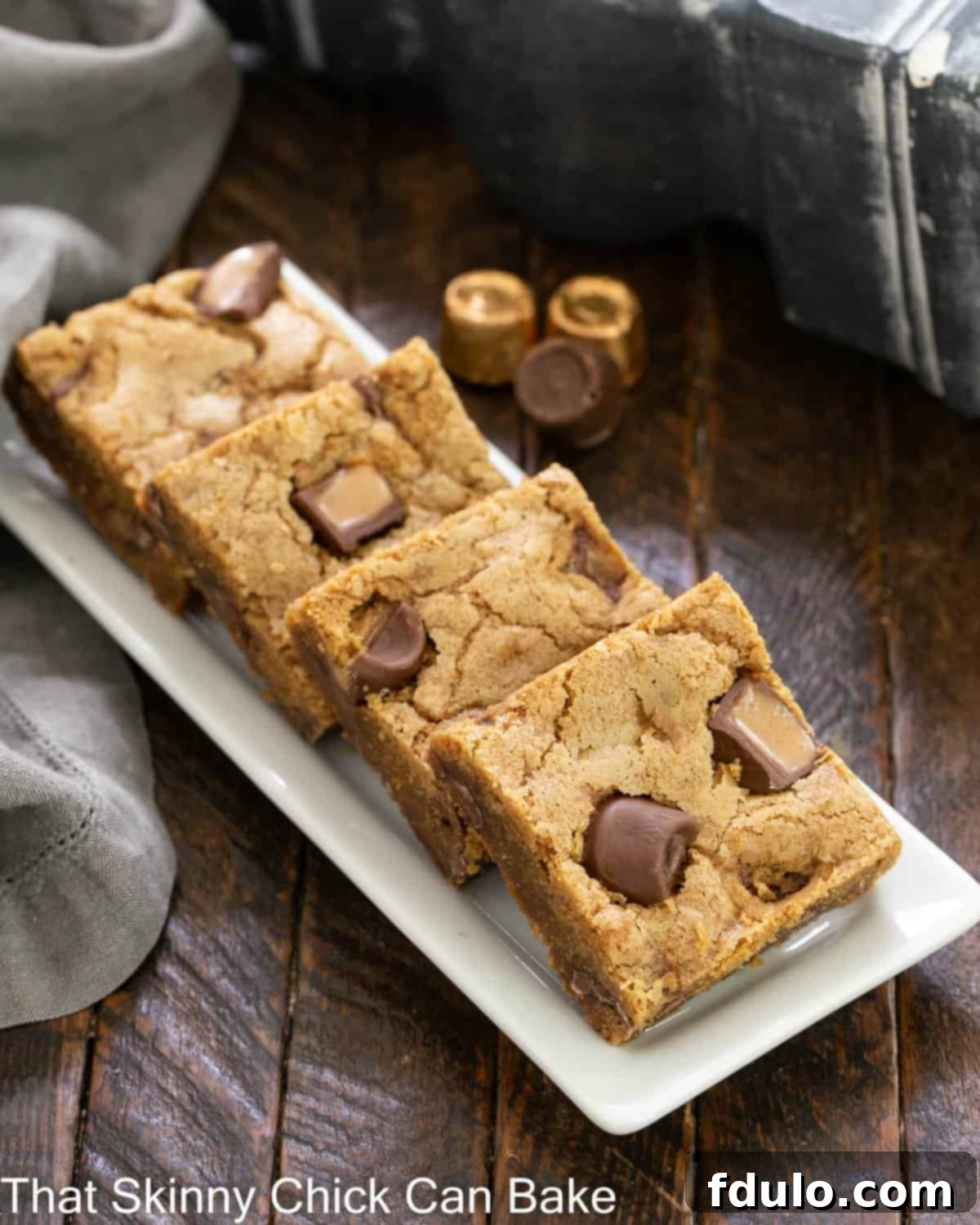 Biscoff Rolo Caramel Dream Bars 1 featured 17822