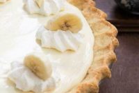 Decadent Banana Cream Cheesecake Pie