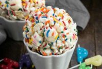 No-Bake Marshmallow Popcorn Treats