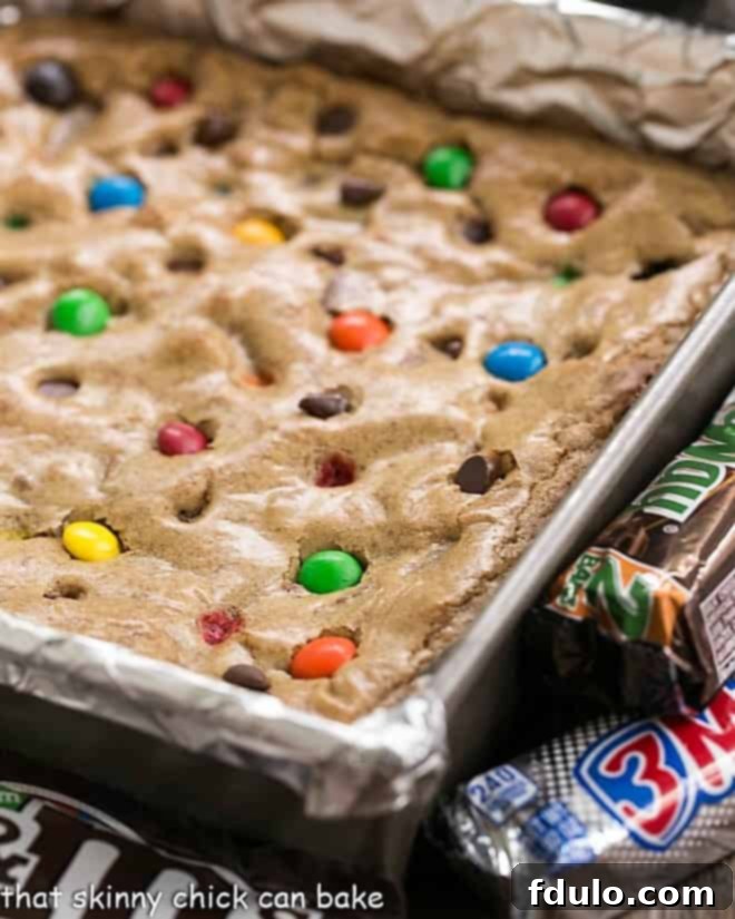 Loaded Candy Bar Blondies 1 featured 32029
