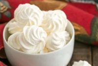 Effortless Meringue Kisses