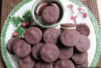 Rich Chocolate Sandwich Cookies