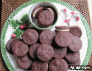 Rich Chocolate Sandwich Cookies 1 featured 624