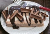 Homemade No-Churn Oreo Ice Cream Cake