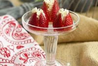 Decadent Mascarpone Cheesecake Strawberries