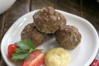 Flavorful Indian Kofta in Creamy Yogurt Sauce