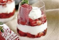 No-Bake Strawberry Cheesecake Jars