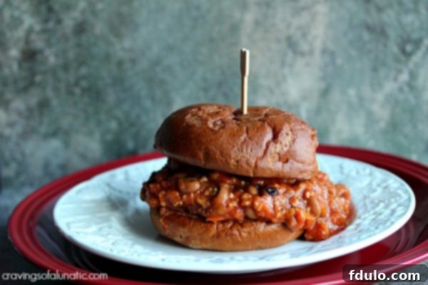 Sloppy Black Eyed Peas - vegan and healthy alternative to sloppy joes